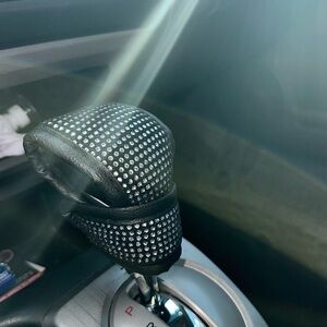 GEAR SHIFT BLING COVER